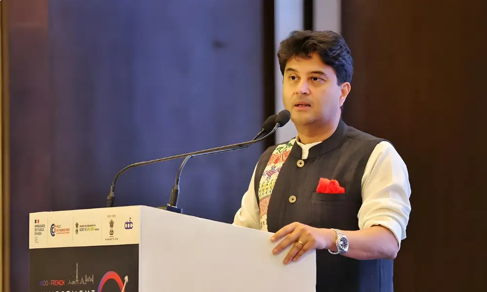 Sanchar Saathi Privacy Row Deepens as Scindia Calls App ‘Optional’ and Deletable Anytime